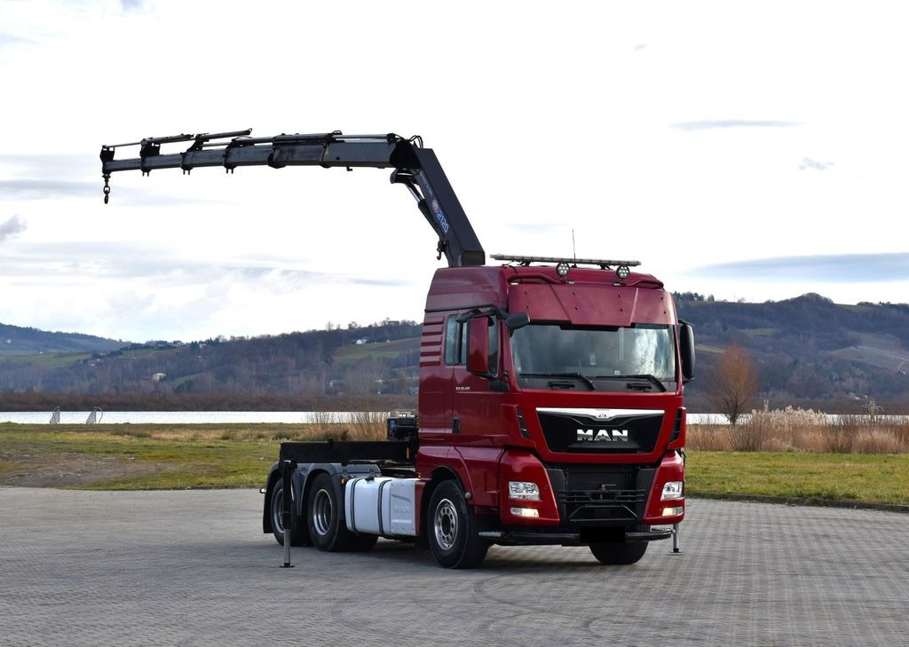 MAN TGX 28.480 Sattelzugmaschine + HMF 2120 K5/FUNK - משאית מנוף: תמונה 2 MAN TGX 28.480 Sattelzugmaschine + HMF 2120 K5/FUNK - משאית מנוף: תמונה 2