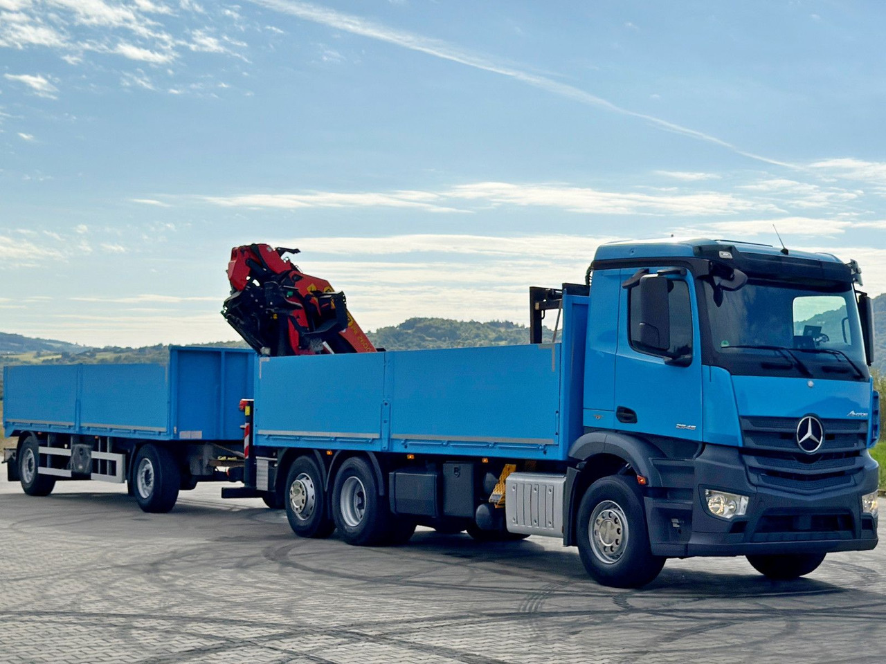 Mercedes-Benz ANTOS 2545*PK 26002-EHE+JIB PJ060A+Anhänger/FUNK - משאית מנוף: תמונה 3 Mercedes-Benz ANTOS 2545*PK 26002-EHE+JIB PJ060A+Anhänger/FUNK - משאית מנוף: תמונה 3