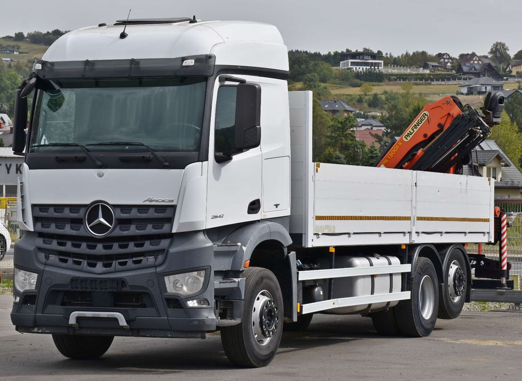 Mercedes-Benz AROCS 2542* PK 13001-K B* TOPZUSTAND - משאית מנוף, משאית צד נופל/ שטוחה: תמונה 4 Mercedes-Benz AROCS 2542* PK 13001-K B* TOPZUSTAND - משאית מנוף, משאית צד נופל/ שטוחה: תמונה 4