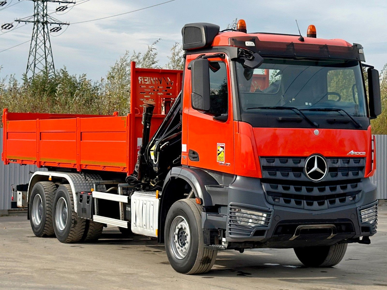 Mercedes-Benz AROCS 2640 *HIAB 144 BS - 3/FUNK  + * 6x4 - משאית מנוף: תמונה 3 Mercedes-Benz AROCS 2640 *HIAB 144 BS - 3/FUNK  + * 6x4 - משאית מנוף: תמונה 3