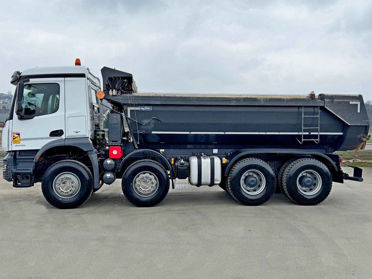 Mercedes-Benz AROCS 3246* KIPPER / 8x4 * TOPZUSTAND - מזהיר: תמונה 5 Mercedes-Benz AROCS 3246* KIPPER / 8x4 * TOPZUSTAND - מזהיר: תמונה 5
