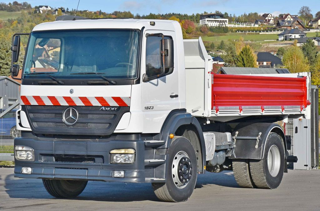 Mercedes-Benz AXOR 1823 * KIPPER 4,45 m * TOPZUSTAND - מזהיר, משאית מנוף: תמונה 5 Mercedes-Benz AXOR 1823 * KIPPER 4,45 m * TOPZUSTAND - מזהיר, משאית מנוף: תמונה 5