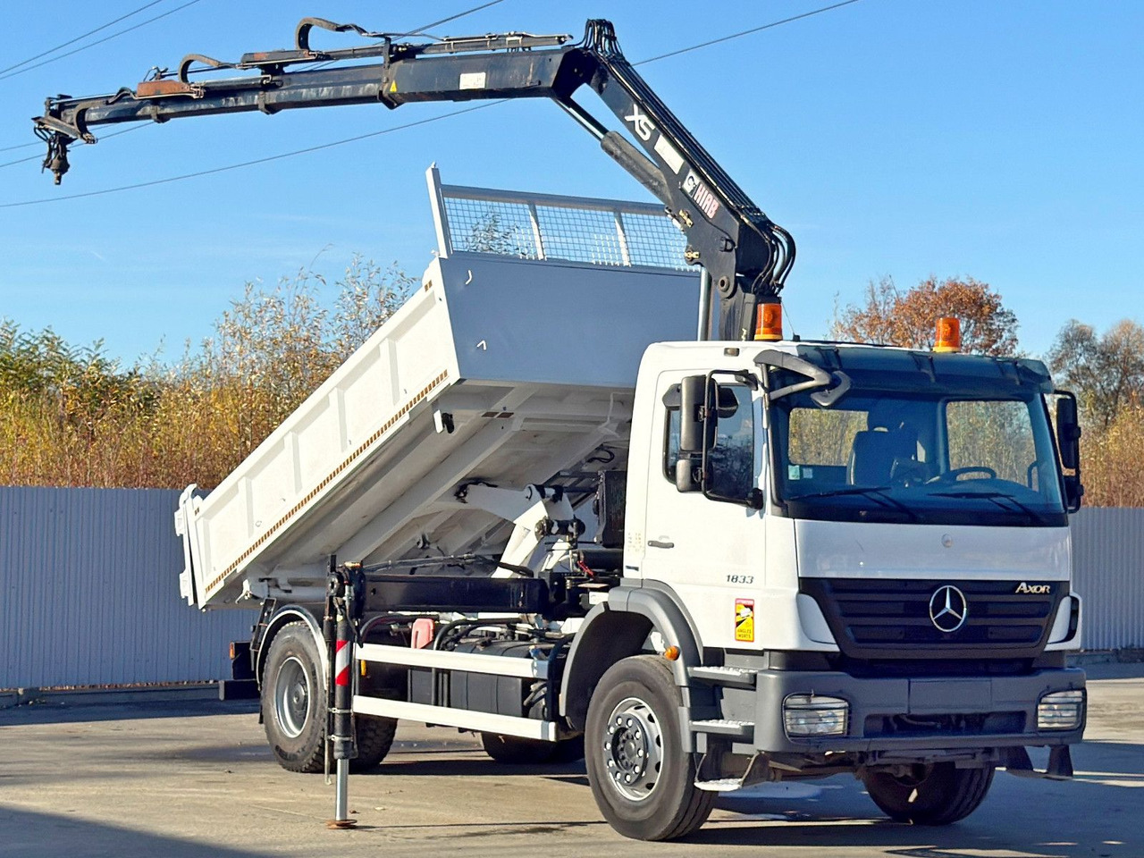 Mercedes-Benz AXOR 1833 * HIAB 144 B - 3 HIDUO + FUNK * TOP - משאית מנוף: תמונה 2 Mercedes-Benz AXOR 1833 * HIAB 144 B - 3 HIDUO + FUNK * TOP - משאית מנוף: תמונה 2