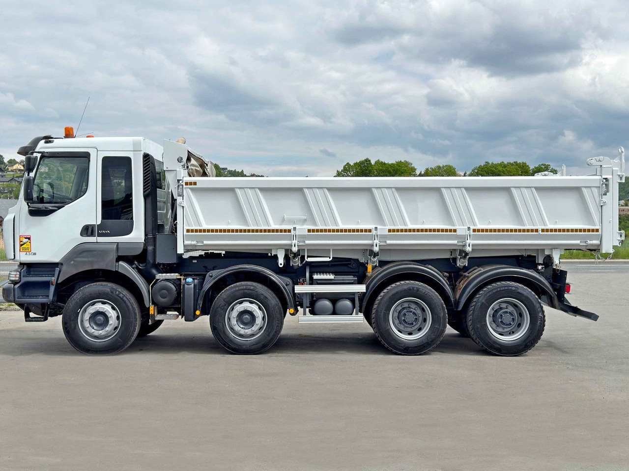 Renault KERAX 430 DXI * KIPPER 6,00 m / 8x4 * TOP - מזהיר, משאית מנוף: תמונה 5 Renault KERAX 430 DXI * KIPPER 6,00 m / 8x4 * TOP - מזהיר, משאית מנוף: תמונה 5