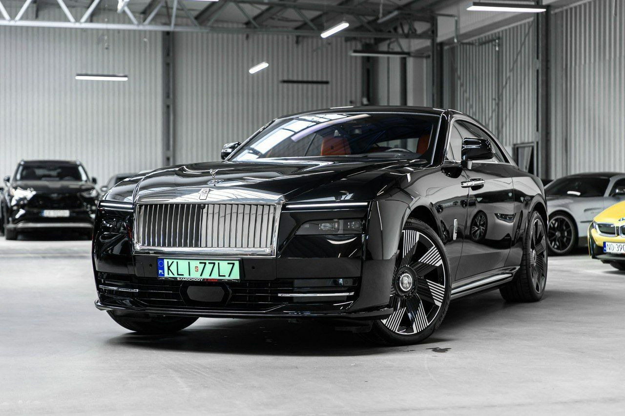 Rolls-Royce Spectre - רכב קופה: תמונה 2 Rolls-Royce Spectre - רכב קופה: תמונה 2