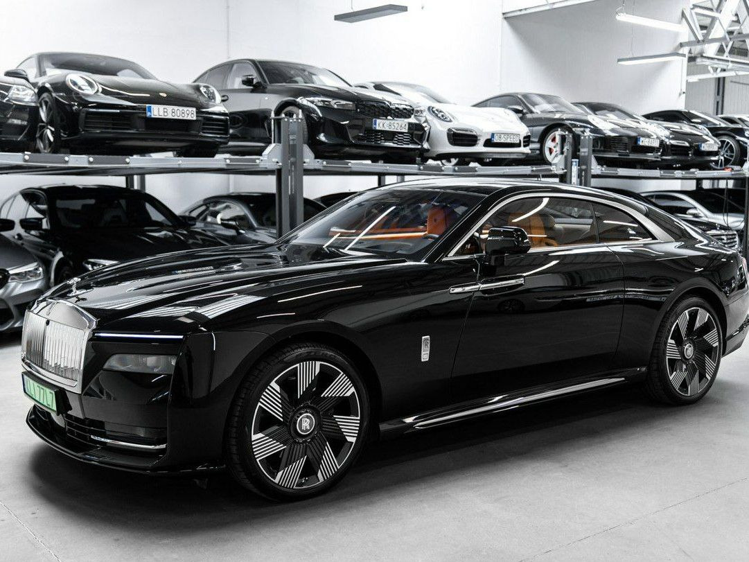 Rolls-Royce Spectre - רכב קופה: תמונה 3 Rolls-Royce Spectre - רכב קופה: תמונה 3