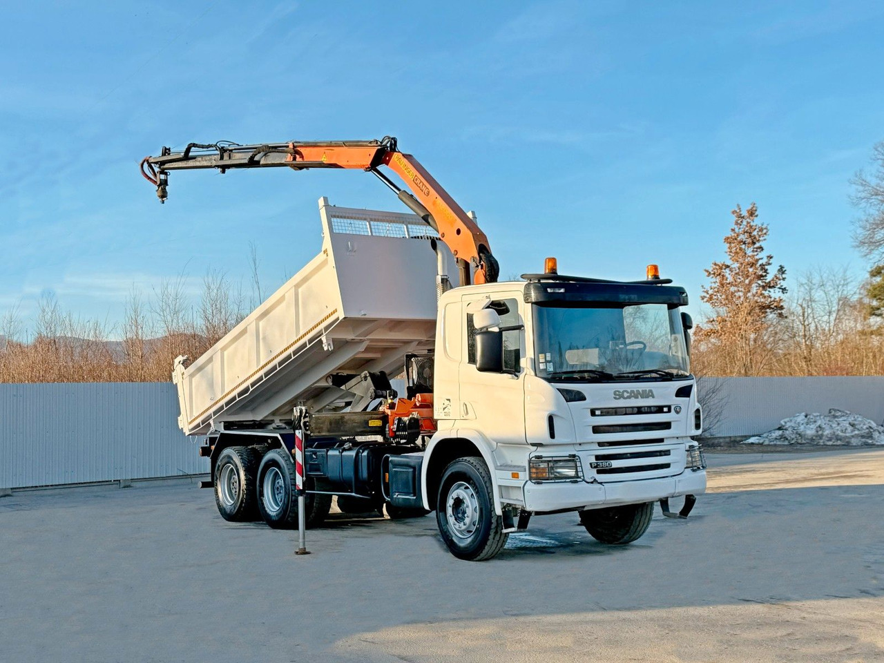 Scania P 380 Kipper 5,10 m * PK 12000 * 6x4 - מזהיר, משאית מנוף: תמונה 2 Scania P 380 Kipper 5,10 m * PK 12000 * 6x4 - מזהיר, משאית מנוף: תמונה 2