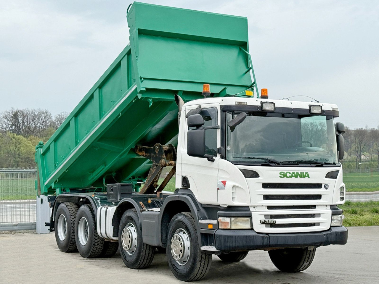 Scania P 380 Kipper 5,70m + BORDMATIC* 8x4 - מזהיר: תמונה 4 Scania P 380 Kipper 5,70m + BORDMATIC* 8x4 - מזהיר: תמונה 4