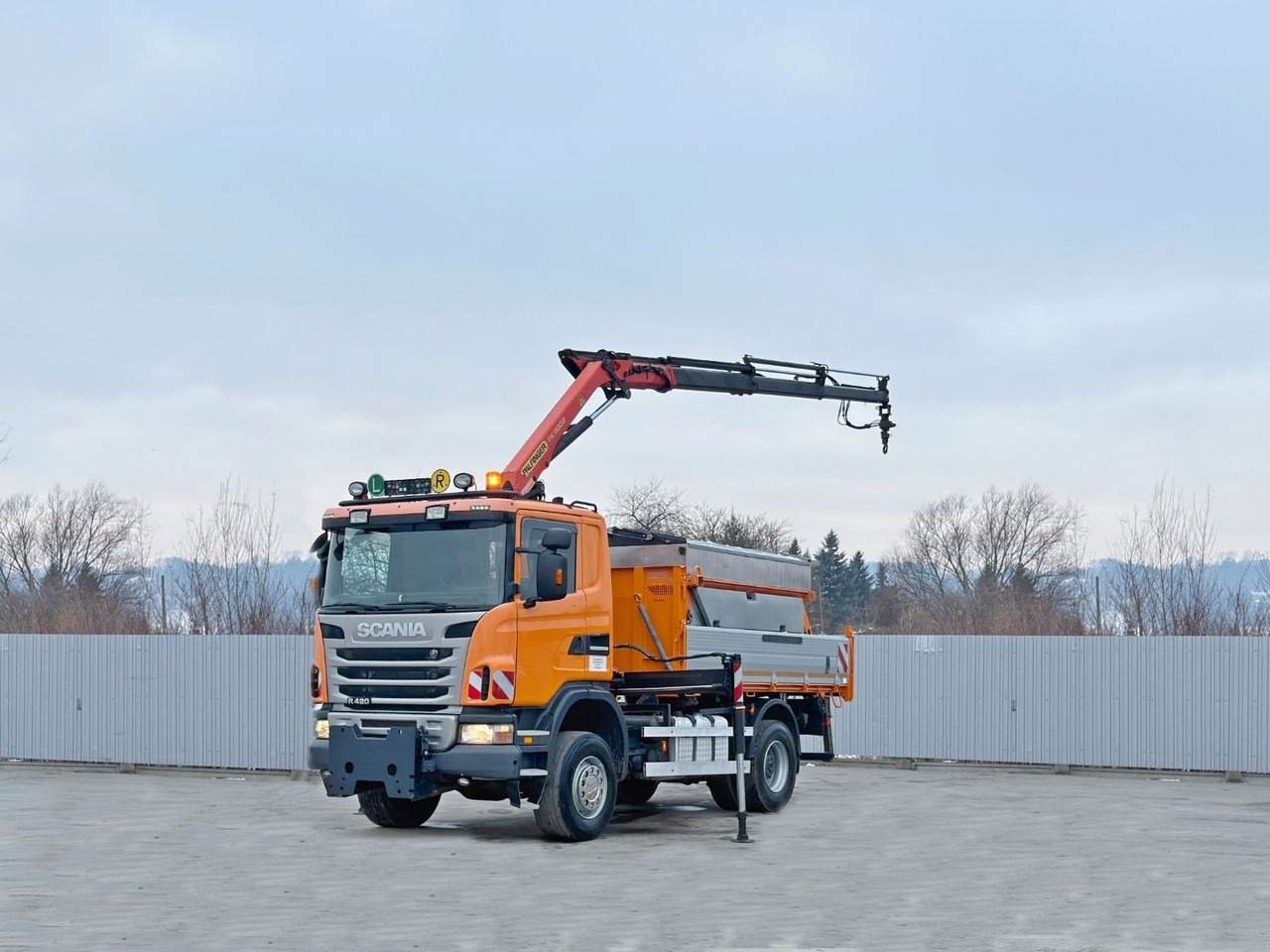 Scania R 420 KIPPER 4,15 m * PK 11002/FUNK * sandblaste - משאית מנוף: תמונה 3 Scania R 420 KIPPER 4,15 m * PK 11002/FUNK * sandblaste - משאית מנוף: תמונה 3