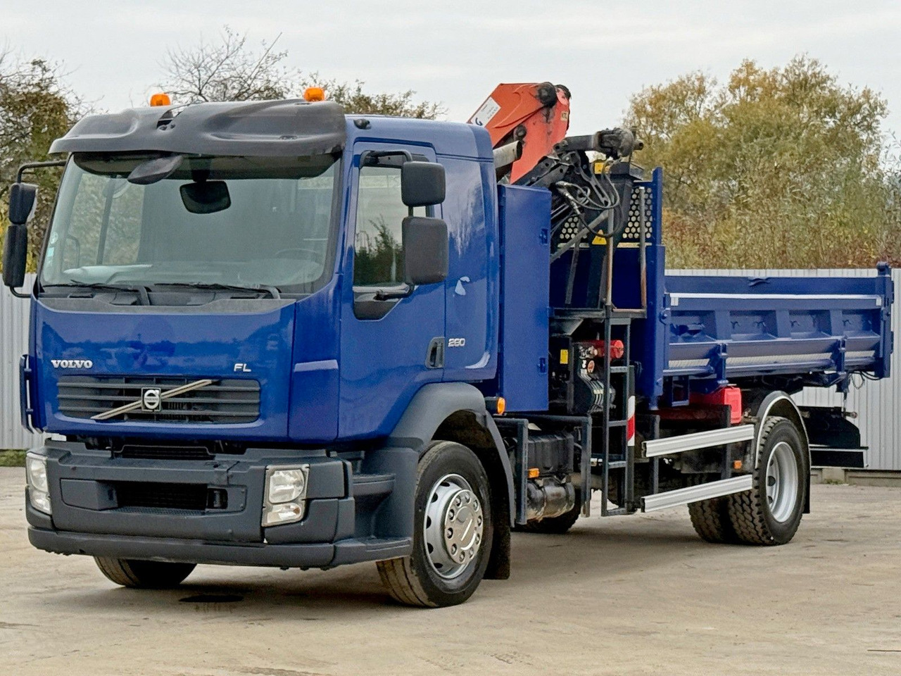 Volvo FL280 KIPPER 4,35m * PALFINGER PK 10000 + FUNK - משאית מנוף: תמונה 4 Volvo FL280 KIPPER 4,35m * PALFINGER PK 10000 + FUNK - משאית מנוף: תמונה 4