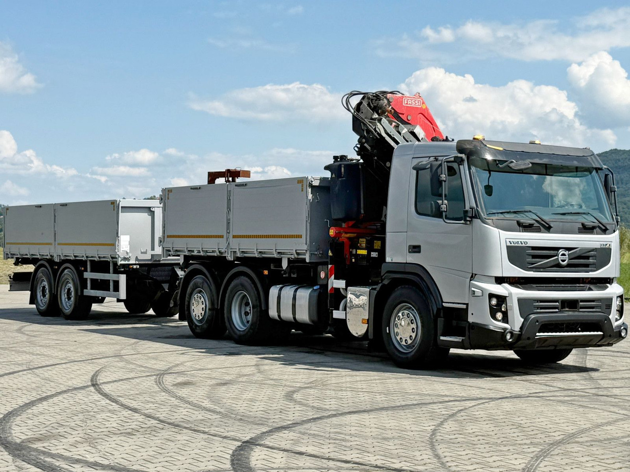 Volvo FMX 420* FASSI F275.2.25 + FUNK + Anhänger / TOP - מזהיר, משאית מנוף: תמונה 4 Volvo FMX 420* FASSI F275.2.25 + FUNK + Anhänger / TOP - מזהיר, משאית מנוף: תמונה 4