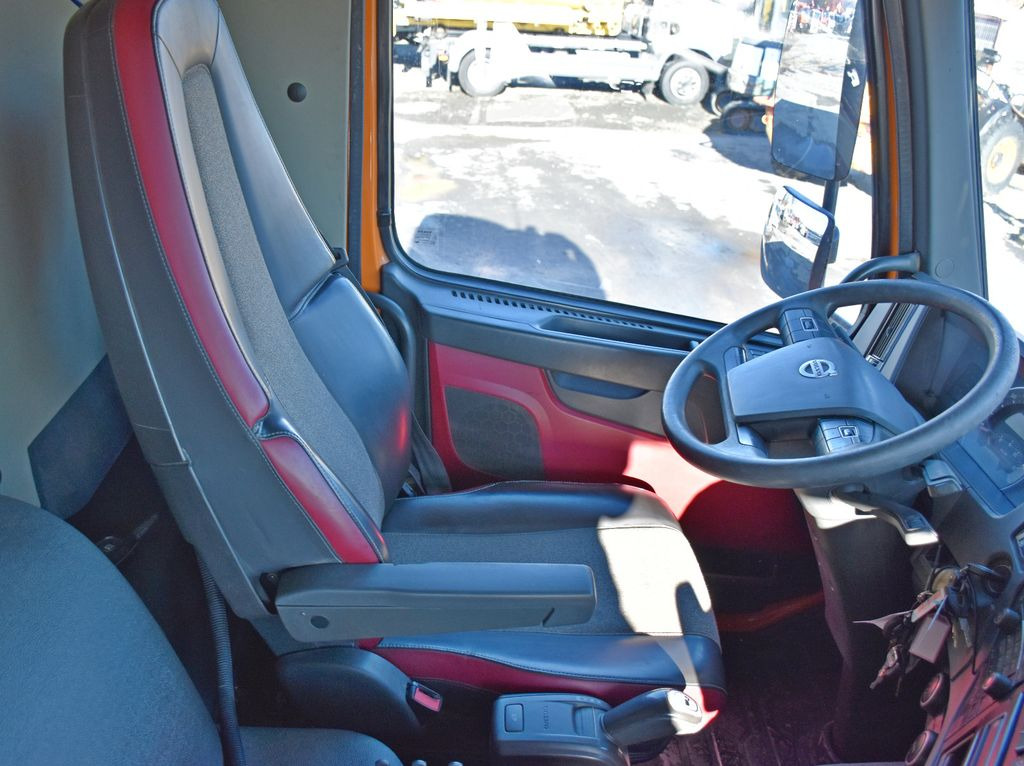 מזהיר Volvo FMX 460 Kipper * TOPZUSTAND / 8x4 !: תמונה 13