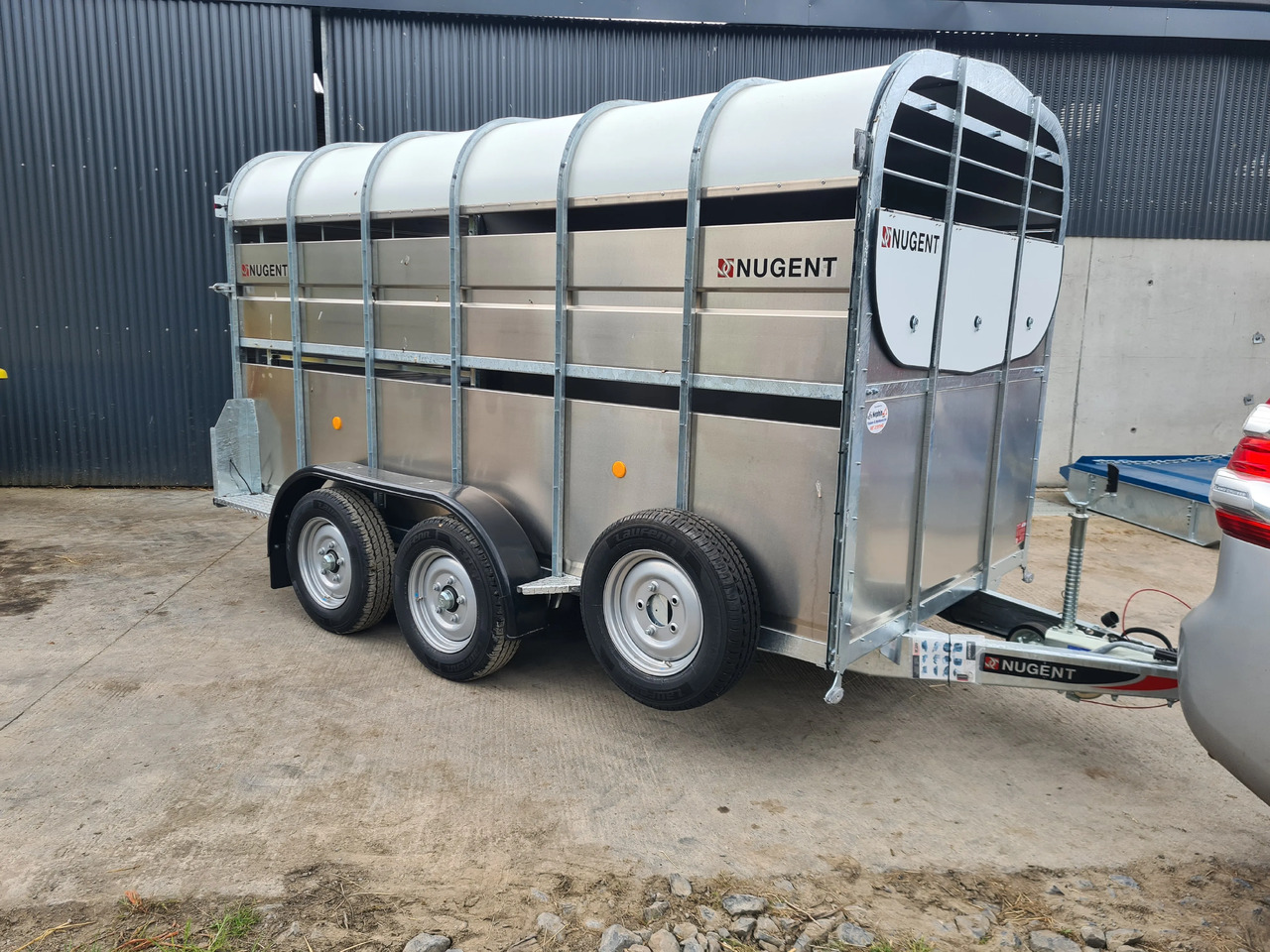 12 x 6 Nugent Livestock Trailer - קרון נגרר להובלת בעלי חיים: תמונה 1 12 x 6 Nugent Livestock Trailer - קרון נגרר להובלת בעלי חיים: תמונה 1