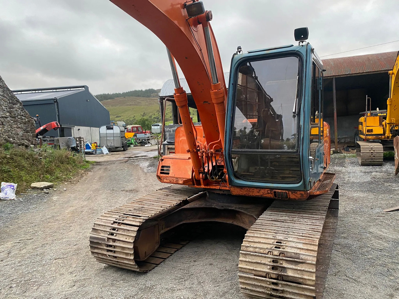 EX Hitachi 120-3 - מחפר סורק: תמונה 5 EX Hitachi 120-3 - מחפר סורק: תמונה 5