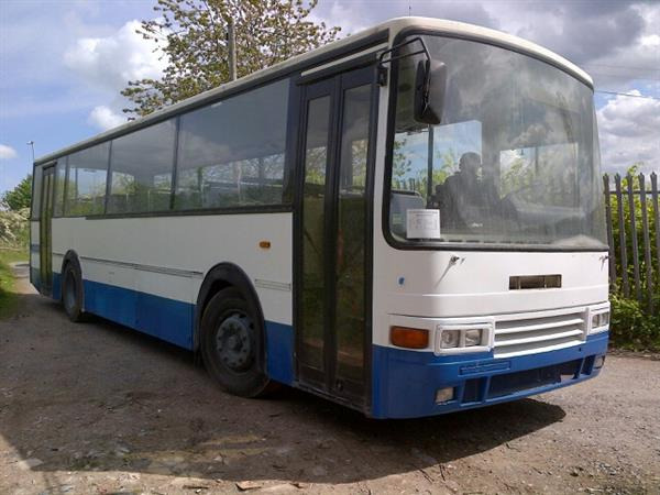 1993 VOLVO B10m 10 METRE BUS LEFT HAND DRIVE - אוטובוס פרברים: תמונה 2 1993 VOLVO B10m 10 METRE BUS LEFT HAND DRIVE - אוטובוס פרברים: תמונה 2