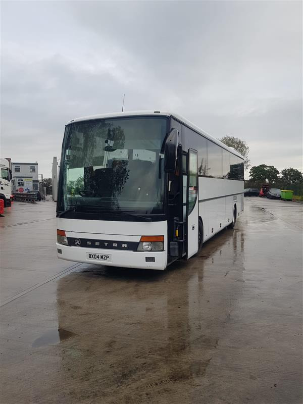 2004 Setra 315 GT 49 Seat coach, MOT November, 6 cylinder, 6 speed manual, excellent runner. - אוטובוס בין עירוני: תמונה 1 2004 Setra 315 GT 49 Seat coach, MOT November, 6 cylinder, 6 speed manual, excellent runner. - אוטובוס בין עירוני: תמונה 1