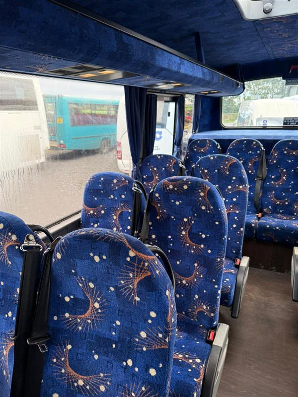 2005 Mercedes 29 seat Plaxton Cheetah minicoach - מיניבוס, כלי רכב מסחרי לנוסעים: תמונה 4 2005 Mercedes 29 seat Plaxton Cheetah minicoach - מיניבוס, כלי רכב מסחרי לנוסעים: תמונה 4