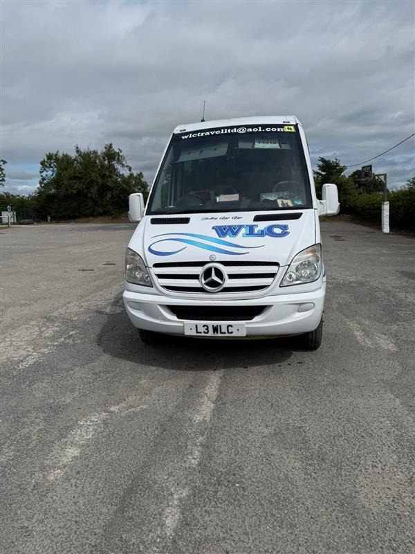 2009 Mercedes 515 cdi Sprinter 16 seater - מיניבוס, כלי רכב מסחרי לנוסעים: תמונה 4 2009 Mercedes 515 cdi Sprinter 16 seater - מיניבוס, כלי רכב מסחרי לנוסעים: תמונה 4