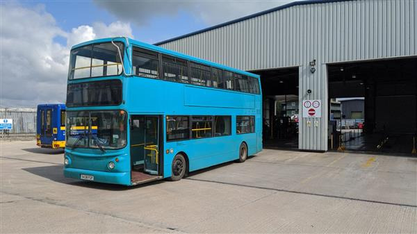 Reduced to £30,000, 2001 Double decker accommodation bus, fully equipped, MOT tested, currently in Hayes, Middlesex. - אוטובוס דו-קומתי: תמונה 2 Reduced to £30,000, 2001 Double decker accommodation bus, fully equipped, MOT tested, currently in Hayes, Middlesex. - אוטובוס דו-קומתי: תמונה 2