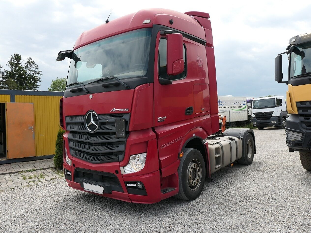 Mercedes-Benz Actros 1845 - יחידת טרקטור: תמונה 3 Mercedes-Benz Actros 1845 - יחידת טרקטור: תמונה 3