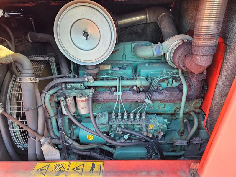 Kalmar DCB32 RoRo - מלגזת סולר: תמונה 1 Kalmar DCB32 RoRo - מלגזת סולר: תמונה 1