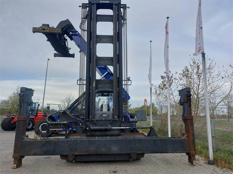 Kalmar DCG160-12 - מפעיל מכולות: תמונה 5 Kalmar DCG160-12 - מפעיל מכולות: תמונה 5