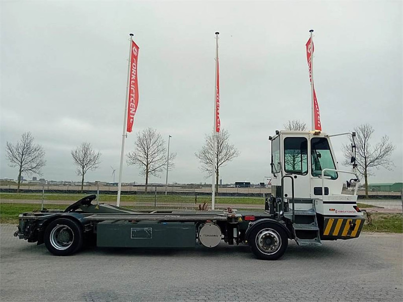 Terberg BC182 - טרקטור מסוף: תמונה 2 Terberg BC182 - טרקטור מסוף: תמונה 2