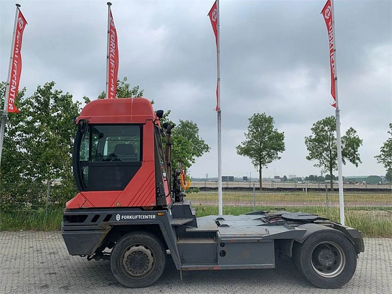 Terberg RT222 4x4 - טרקטור מסוף: תמונה 3 Terberg RT222 4x4 - טרקטור מסוף: תמונה 3