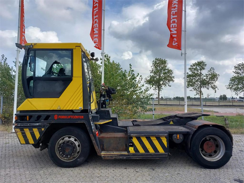 Terberg RT282 4x4 - טרקטור מסוף: תמונה 4 Terberg RT282 4x4 - טרקטור מסוף: תמונה 4