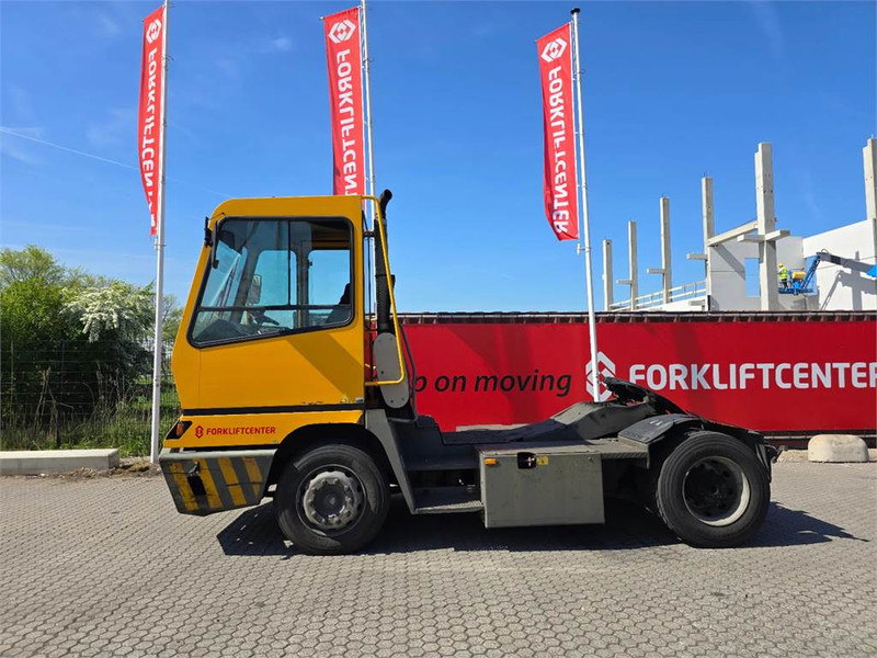 Terberg YT182 - טרקטור מסוף: תמונה 4 Terberg YT182 - טרקטור מסוף: תמונה 4