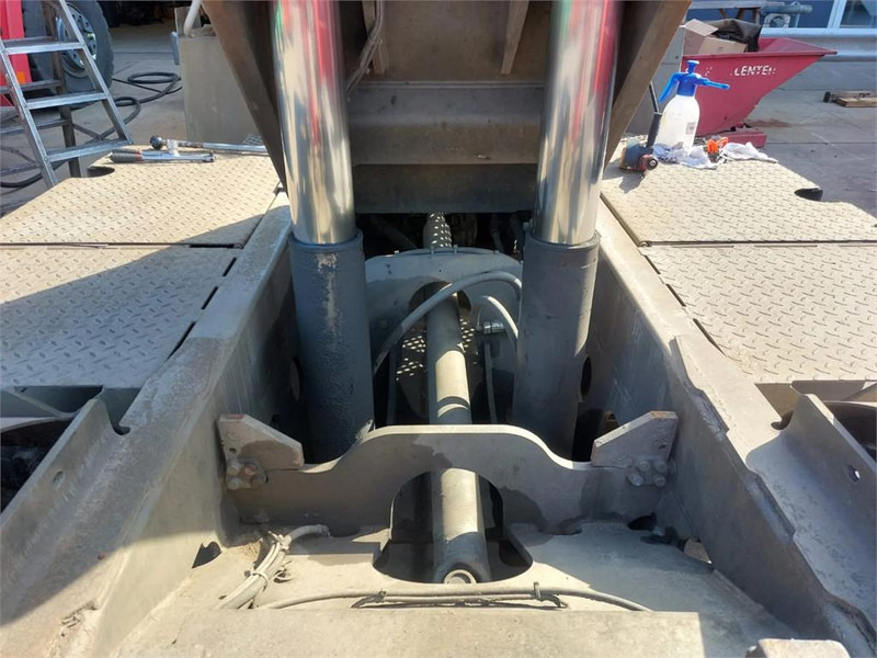 טרקטור מסוף Terberg YT182: תמונה 10