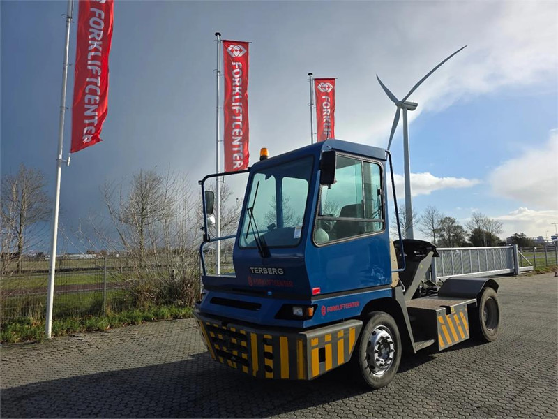 Terberg YT222 - טרקטור מסוף: תמונה 2 Terberg YT222 - טרקטור מסוף: תמונה 2