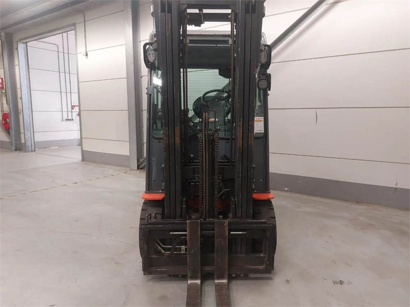 Toyota 8FBMKT25 - מלגזה חשמלית: תמונה 5 Toyota 8FBMKT25 - מלגזה חשמלית: תמונה 5