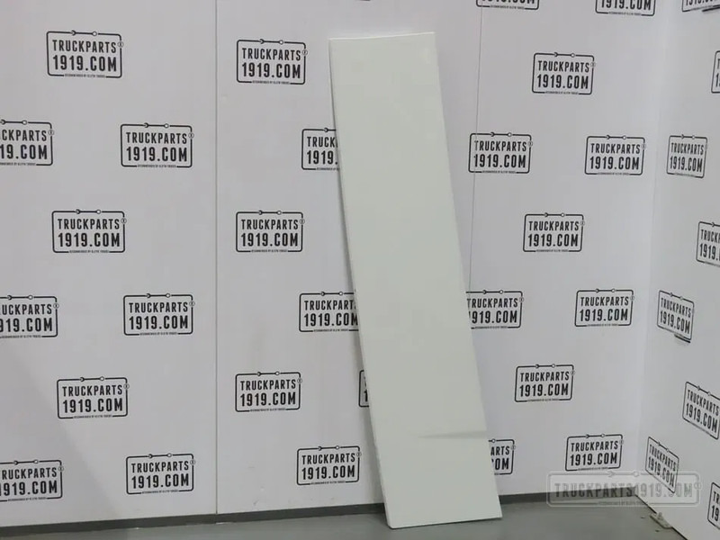 DAF 2333701 Cabine Fender NGD R - אווירודינמיקה/ ספוילר עבור משאית: תמונה 1 DAF 2333701 Cabine Fender NGD R - אווירודינמיקה/ ספוילר עבור משאית: תמונה 1