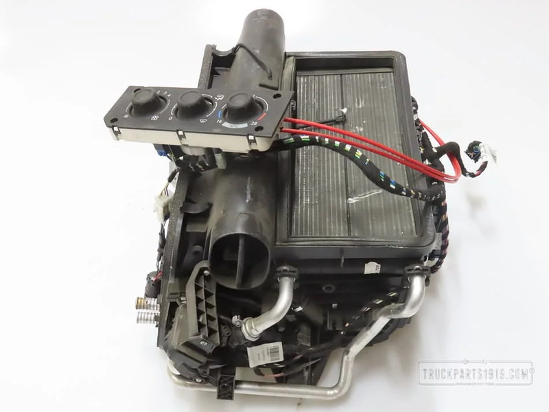 DAF Heating, Ventilation & AC Kachel unit DAF CF - חימום/ אוורור עבור משאית: תמונה 2 DAF Heating, Ventilation & AC Kachel unit DAF CF - חימום/ אוורור עבור משאית: תמונה 2