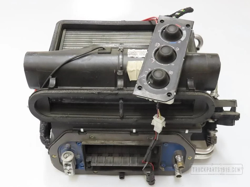 DAF Heating, Ventilation & AC Kachel unit DAF CF - חימום/ אוורור עבור משאית: תמונה 1 DAF Heating, Ventilation & AC Kachel unit DAF CF - חימום/ אוורור עבור משאית: תמונה 1