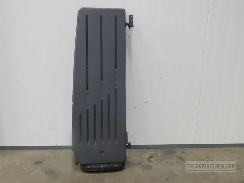 Iveco Body & Chassis Parts Luchtinlaat cabine Iveco - מערכת כניסת אוויר עבור משאית: תמונה 1 Iveco Body & Chassis Parts Luchtinlaat cabine Iveco - מערכת כניסת אוויר עבור משאית: תמונה 1