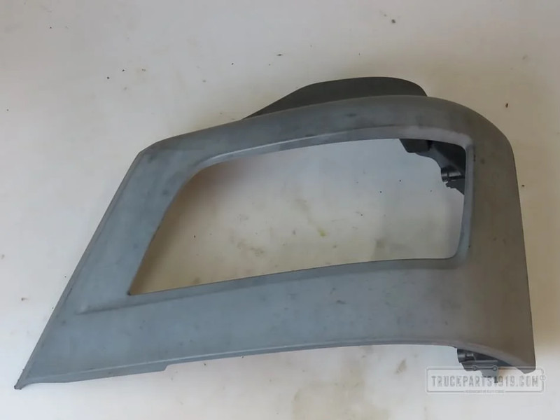 MAN Body & Chassis Parts Bumperzijdeel boven Li. - פגוש פינתי עבור משאית: תמונה 1 MAN Body & Chassis Parts Bumperzijdeel boven Li. - פגוש פינתי עבור משאית: תמונה 1