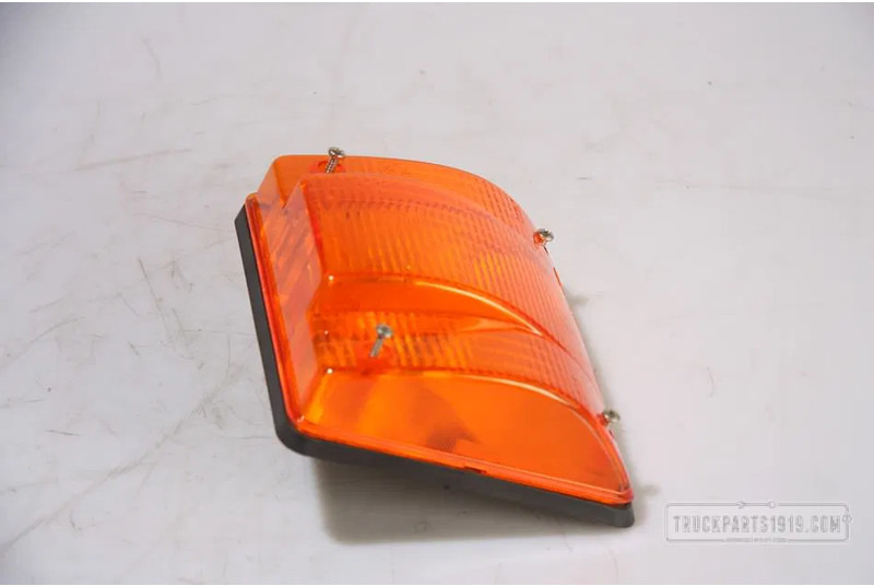 MAN L2000 81.25320-6073 Knipperlicht M2000 - מאותת פניה עבור משאית: תמונה 1 MAN L2000 81.25320-6073 Knipperlicht M2000 - מאותת פניה עבור משאית: תמונה 1