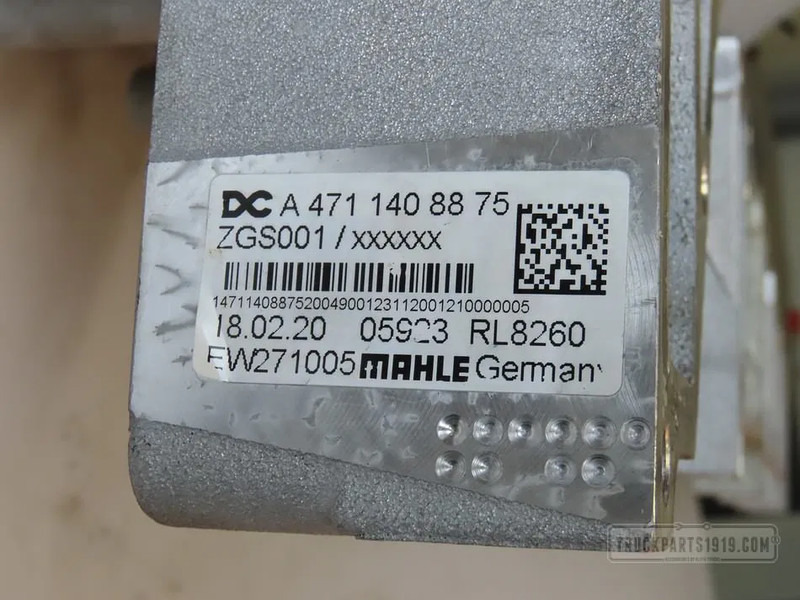 Mercedes-Benz A4711408875 EGR Koeler MB OM471 - מערכת פליטה עבור משאית: תמונה 3 Mercedes-Benz A4711408875 EGR Koeler MB OM471 - מערכת פליטה עבור משאית: תמונה 3