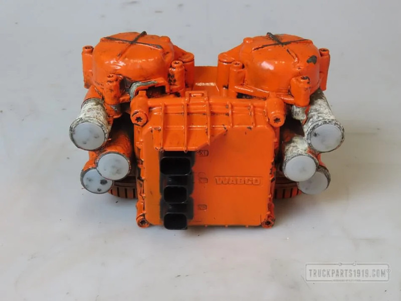 Mercedes-Benz Brake System Achteras EBS modulator MB MP4 - שסתום בלמים עבור משאית: תמונה 1 Mercedes-Benz Brake System Achteras EBS modulator MB MP4 - שסתום בלמים עבור משאית: תמונה 1