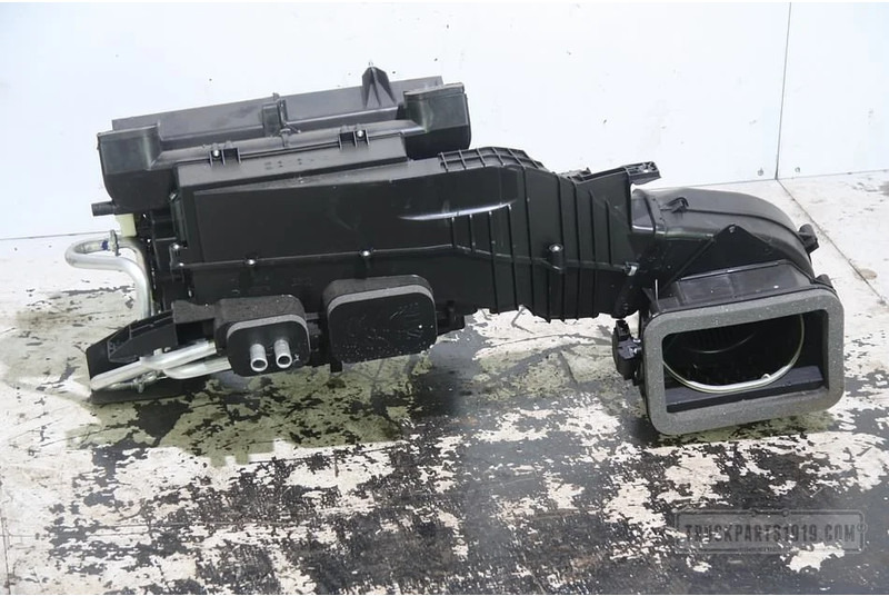 Mercedes-Benz Heating, Ventilation & AC Verwarming Mercedes Sprinter - חימום/ אוורור עבור משאית: תמונה 1 Mercedes-Benz Heating, Ventilation & AC Verwarming Mercedes Sprinter - חימום/ אוורור עבור משאית: תמונה 1