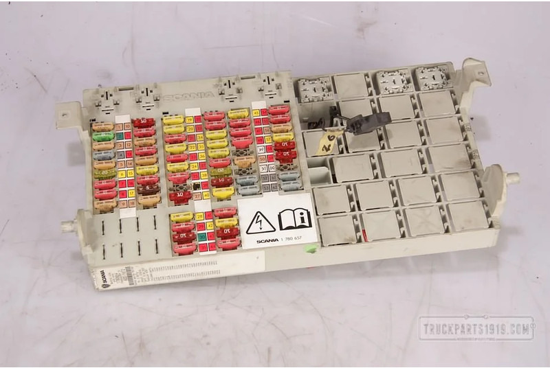 Scania Electrical System Centrale Electra Box Scania - נתיך עבור משאית: תמונה 1 Scania Electrical System Centrale Electra Box Scania - נתיך עבור משאית: תמונה 1