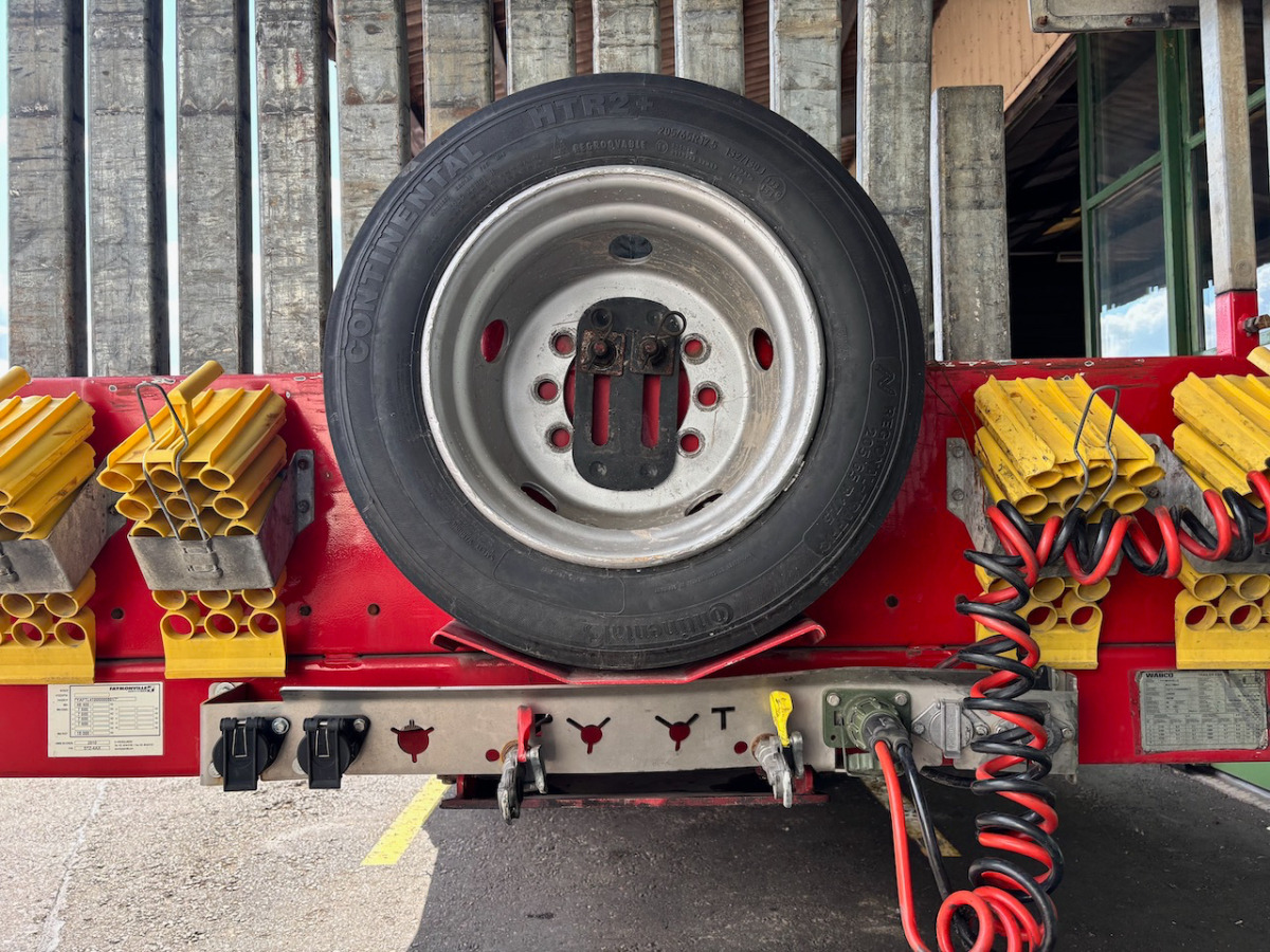 FAYMONVILLE STZ-4AX - סמיטריילר עם מטען נמוך: תמונה 4 FAYMONVILLE STZ-4AX - סמיטריילר עם מטען נמוך: תמונה 4