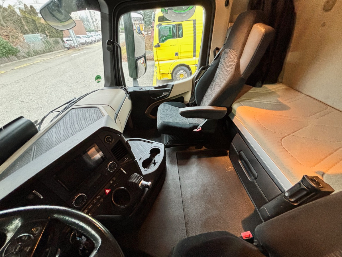 MERCEDES 2543 6x2 - מוביל מכולות/ משאית החלפת גוף: תמונה 5 MERCEDES 2543 6x2 - מוביל מכולות/ משאית החלפת גוף: תמונה 5