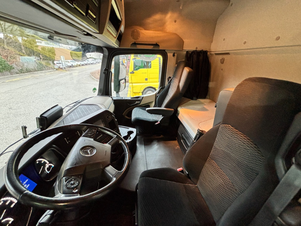 MERCEDES Actros 2543 6x2 Container Transport - מוביל מכולות/ משאית החלפת גוף: תמונה 4 MERCEDES Actros 2543 6x2 Container Transport - מוביל מכולות/ משאית החלפת גוף: תמונה 4