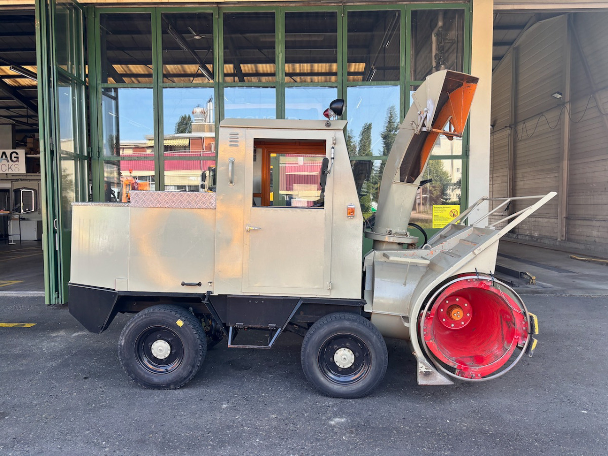 Marke Rolba R200 - כלי רכב עירוני/ מיוחד: תמונה 4 Marke Rolba R200 - כלי רכב עירוני/ מיוחד: תמונה 4