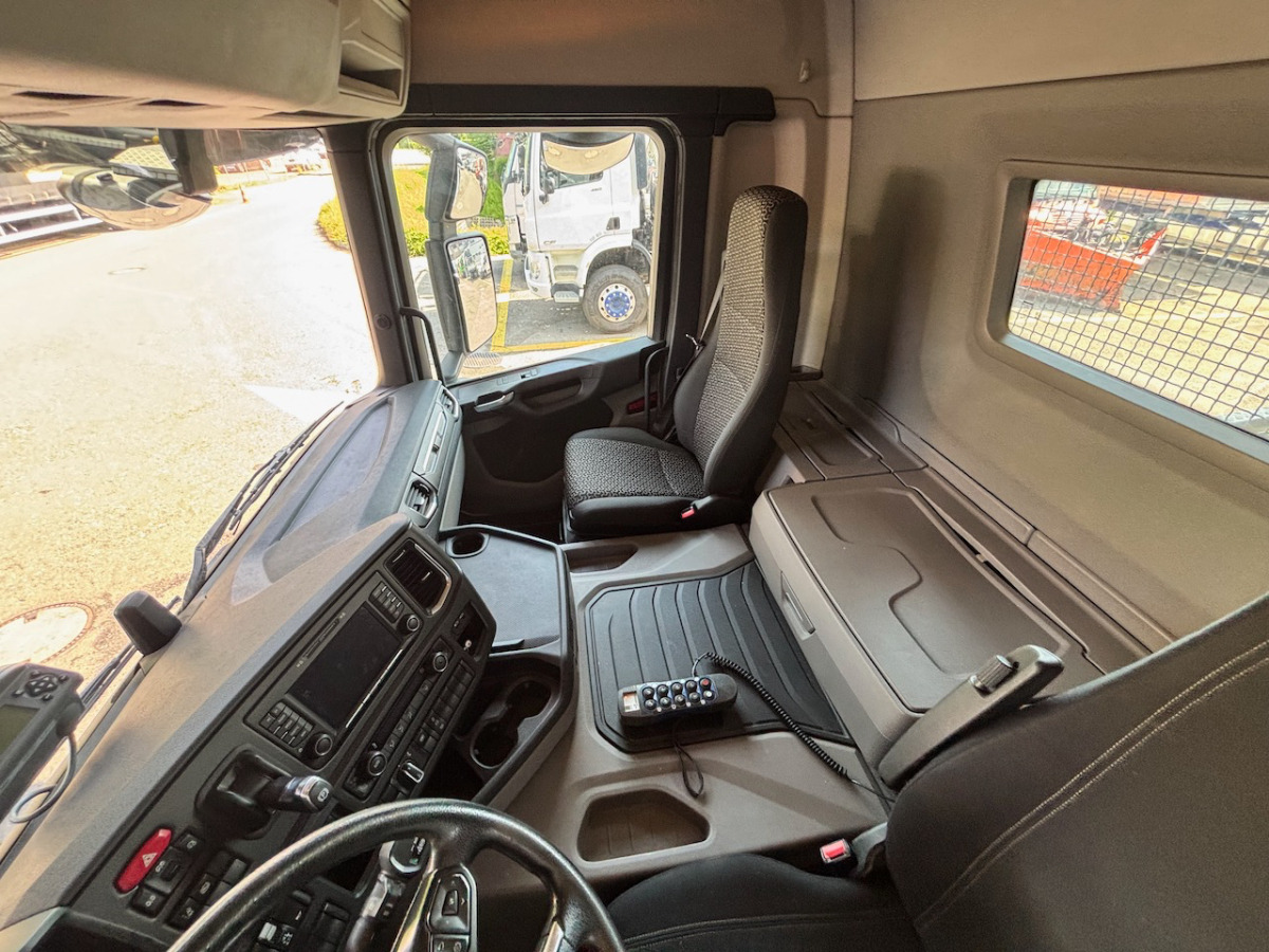 SCANIA G360 - משאית דילוג העמסה: תמונה 5 SCANIA G360 - משאית דילוג העמסה: תמונה 5
