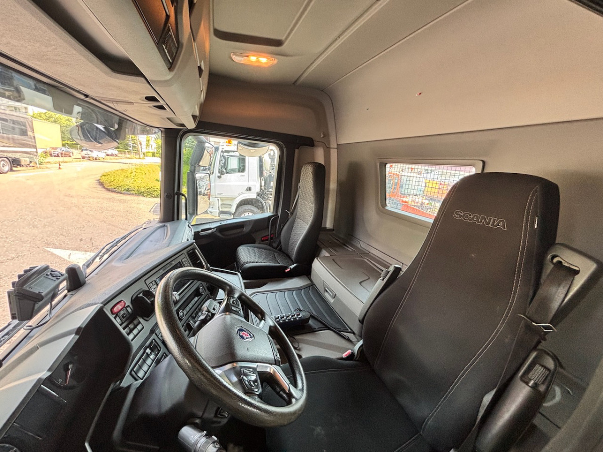 SCANIA G360 - משאית דילוג העמסה: תמונה 4 SCANIA G360 - משאית דילוג העמסה: תמונה 4