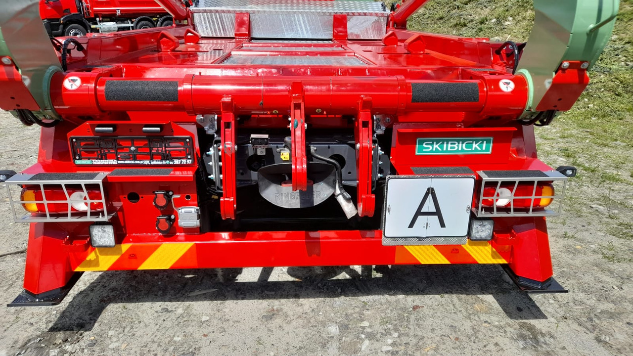 IVECO EUROCARGO ML 180E28/P - משאית דילוג העמסה: תמונה 3 IVECO EUROCARGO ML 180E28/P - משאית דילוג העמסה: תמונה 3
